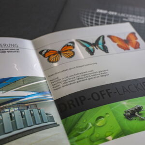 Flyer mit Drip-Off-Lackierung